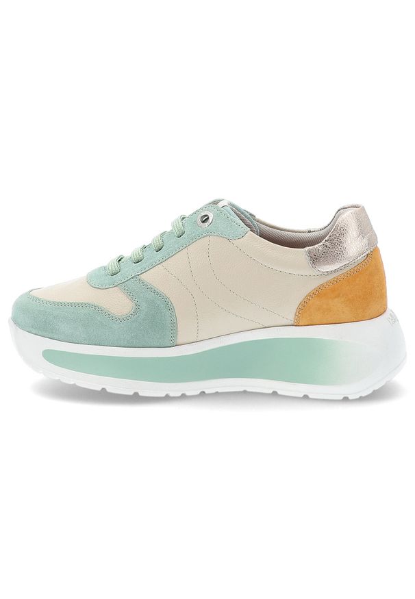 Zielone Sneakersy Callaghan Modne Obuwie Damskie Na Platformie. Kolor: zielony. Materiał: zamsz, skóra. Szerokość cholewki: normalna. Obcas: na platformie. Styl: elegancki