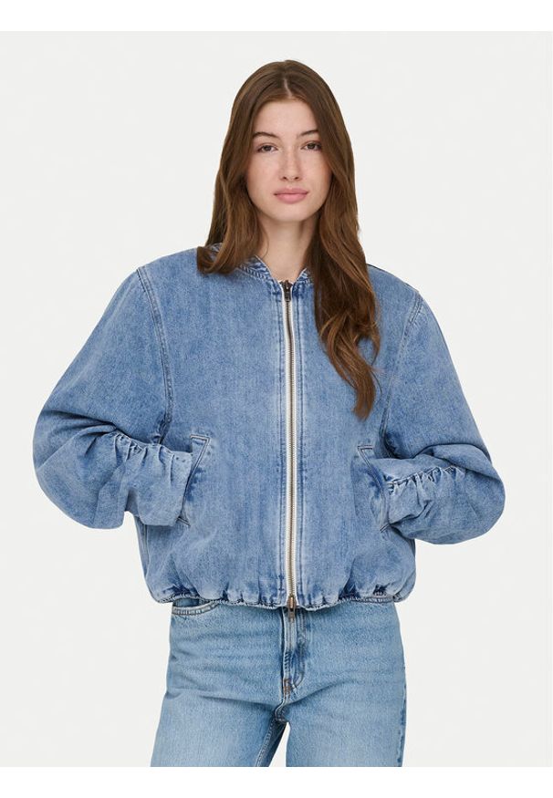 only - ONLY Kurtka jeansowa Niki 15362884 Niebieski Relaxed Fit. Kolor: niebieski. Materiał: bawełna