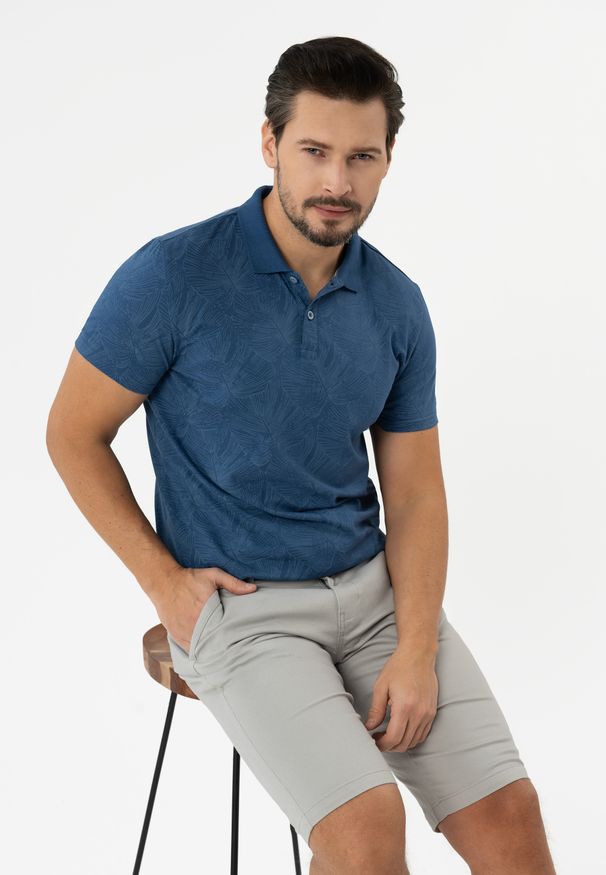 Volcano - O-KOBALT. Typ kołnierza: polo. Kolor: niebieski. Materiał: dzianina, len, materiał, prążkowany, bawełna, skóra, jersey, jeans. Długość rękawa: krótki rękaw. Długość: krótkie. Wzór: gładki. Styl: wakacyjny