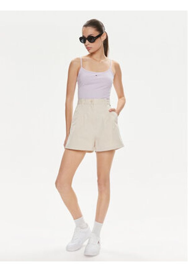 Tommy Jeans Top Essential DW0DW17381 Fioletowy Slim Fit. Kolor: fioletowy. Materiał: bawełna