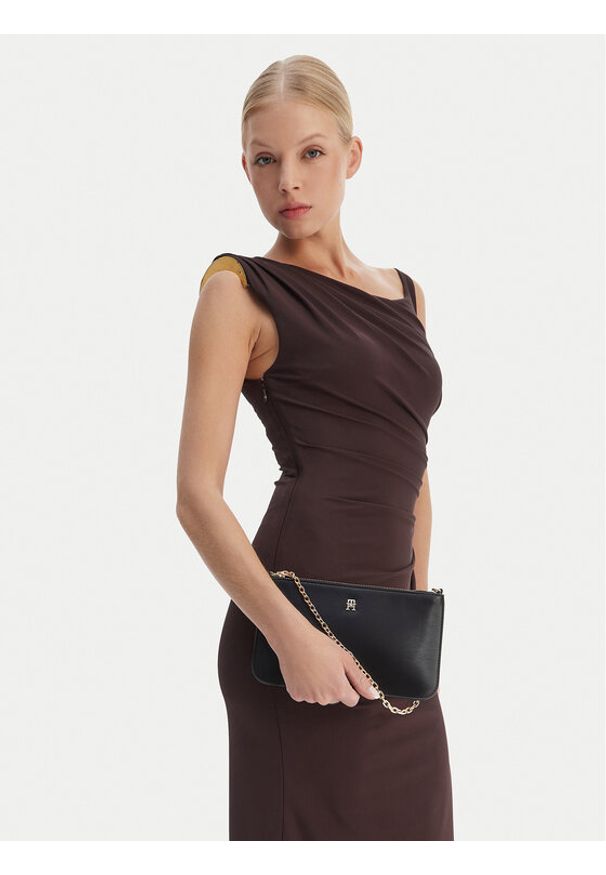TOMMY HILFIGER - Tommy Hilfiger Torebka Th Icon Chain Shoulder Pouch AW0AW18298 Czarny. Kolor: czarny. Materiał: skórzane