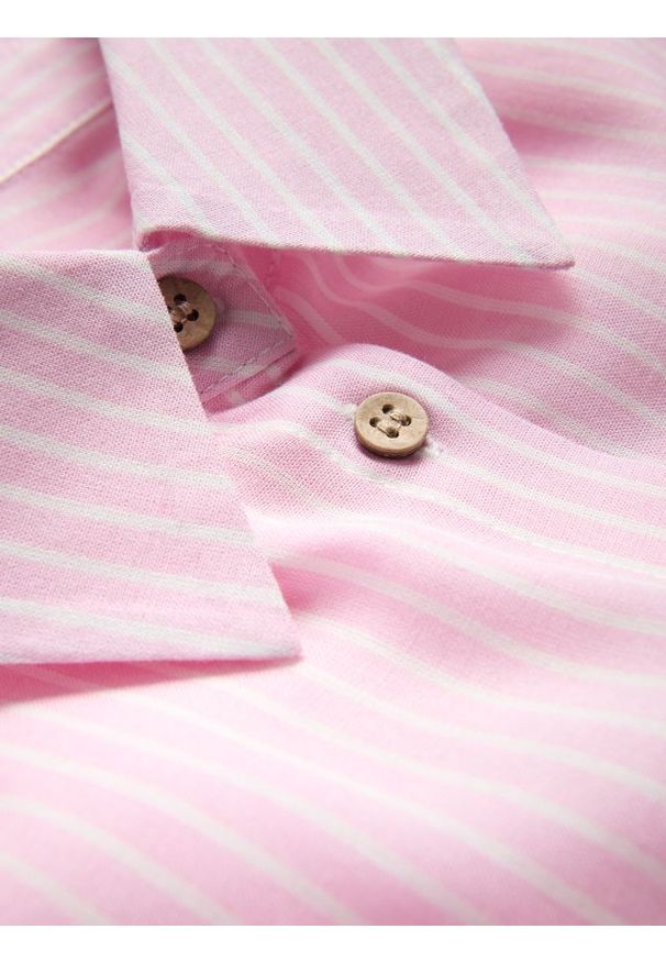 Reserved - Koszula z krótkim rękawem - różowy. Kolor: różowy. Materiał: wiskoza. Długość rękawa: krótki rękaw. Długość: krótkie