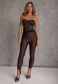 Renee - Brązowe Legginsy High Waist z Zapiętkami Oliviera. Okazja: na co dzień. Stan: podwyższony. Kolor: brązowy. Materiał: materiał. Długość: krótkie. Styl: casual, sportowy #1