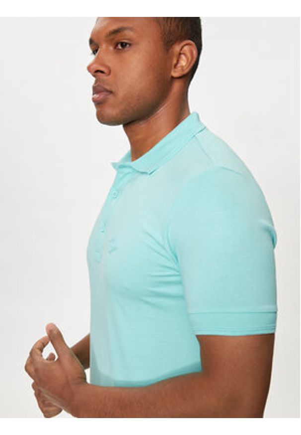 Replay Polo M6548.000.23070 Niebieski Regular Fit. Typ kołnierza: polo. Kolor: niebieski. Materiał: bawełna