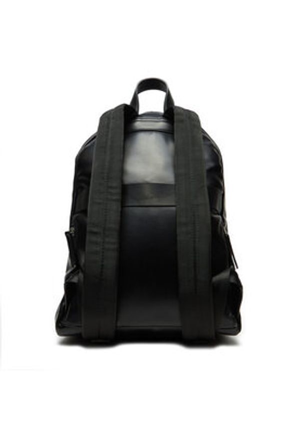 Guess Plecak Milano Compact HMMILI P4411 Czarny. Kolor: czarny. Materiał: skóra