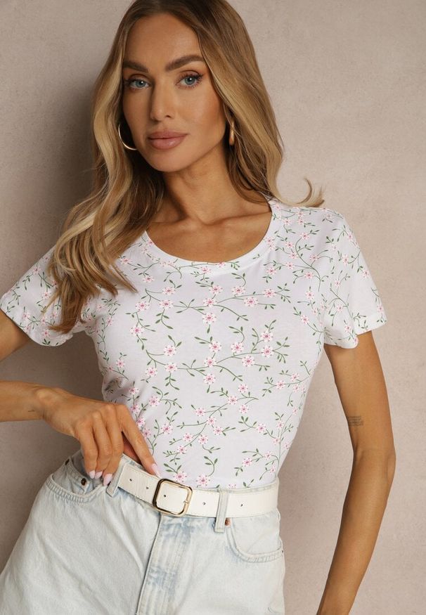 Renee - Biały Bawełniany T-shirt z Kwiatowym Wzorem Savioraie. Okazja: na co dzień. Kolor: biały. Materiał: bawełna. Wzór: kwiaty. Styl: klasyczny, casual