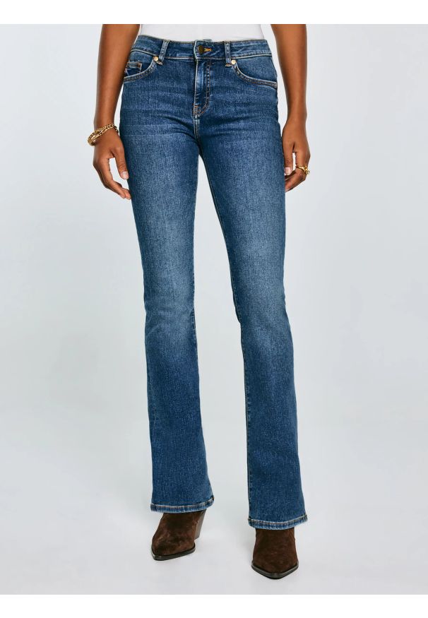 Big-Star - Jeansy damskie granatowe Adela Bootcut 536. Okazja: na co dzień. Stan: podwyższony. Kolor: niebieski. Styl: retro, casual, klasyczny