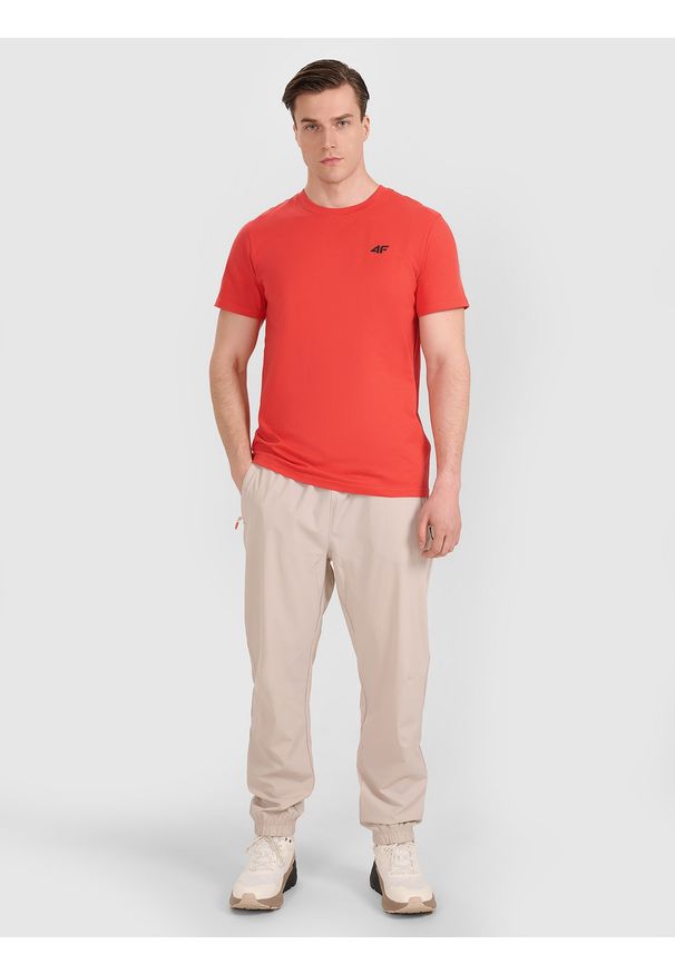 4f - 4F T-shirt regular gładki męski - czerwony XL. Okazja: na co dzień. Kolor: czerwony. Materiał: bawełna, jersey, dzianina. Długość rękawa: krótki rękaw. Długość: krótkie. Wzór: gładki. Styl: klasyczny, sportowy, casual