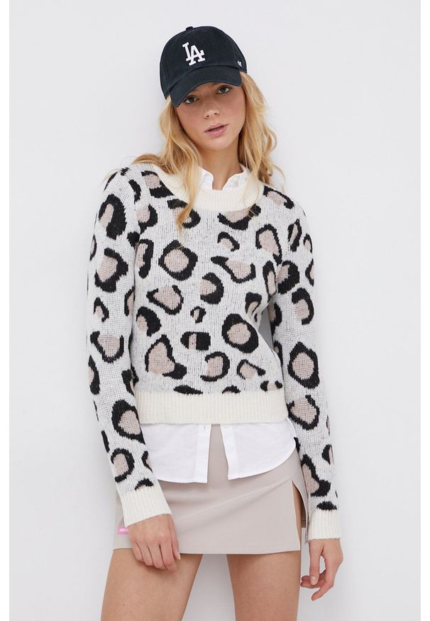 only - Only - Sweter. Okazja: na co dzień. Kolor: beżowy. Materiał: dzianina. Długość rękawa: długi rękaw. Długość: długie. Styl: casual