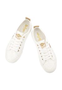 Trampki damskie Lee Cooper, cholewka z materiału tekstylnego koronkowego wiązanie z przodu metalowe oczka na grubszej podeszwie, białe, LCW-26-02-406. Okazja: na co dzień. Zapięcie: sznurówki. Kolor: biały. Materiał: materiał, koronka. Szerokość cholewki: normalna. Styl: elegancki, klasyczny, casual #7