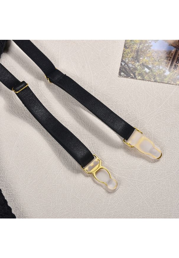 Intica - Zestaw bielizny z koronką elegancki i uwodzicielski Lefka. Kolor: beżowy. Materiał: koronka. Wzór: koronka