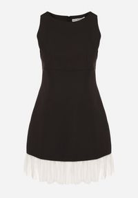Born2be - Czarna Elegancka Sukienka Taliowana Florzedi. Okazja: na co dzień, na imprezę. Kolor: czarny. Typ sukienki: proste. Styl: elegancki #6