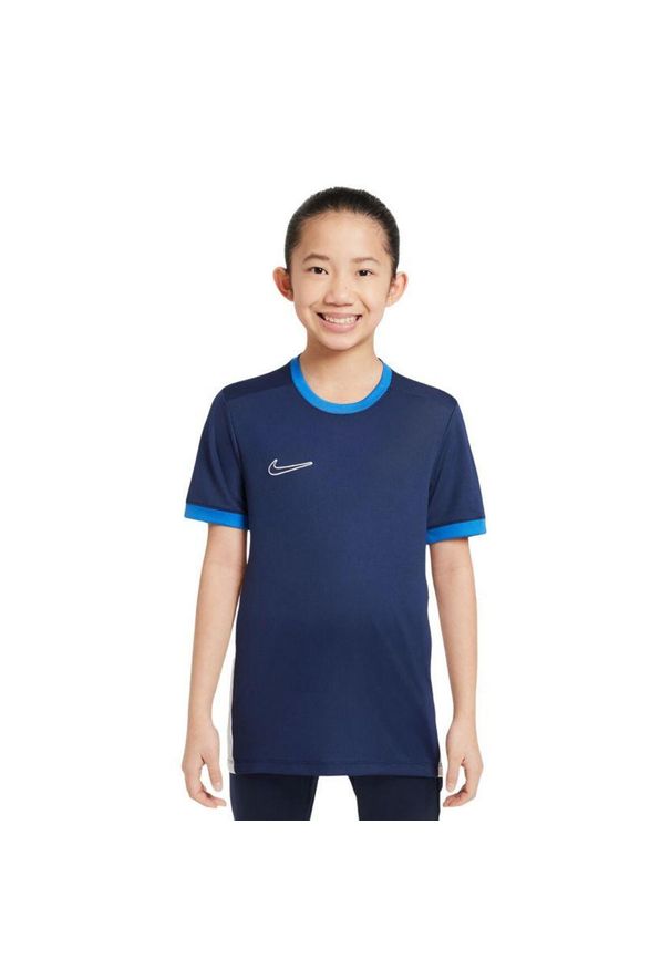 Nike - Koszulka Dziecięca/niemowlęca Academy 25 DriFIT. Kolor: niebieski. Sport: turystyka piesza