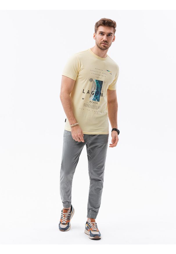 Ombre Clothing - T-shirt męski z nadrukiem S1434 V-12B - żółty - XXL. Kolor: żółty. Materiał: bawełna. Wzór: nadruk. Styl: klasyczny
