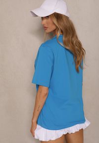 Renee - Niebieski T-shirt z Bawełny Zdobiony Nadrukiem z Cyrkoniami Idelunea. Okazja: na co dzień, na imprezę. Kolor: niebieski. Materiał: bawełna. Wzór: aplikacja, nadruk. Styl: klasyczny, elegancki, casual #5