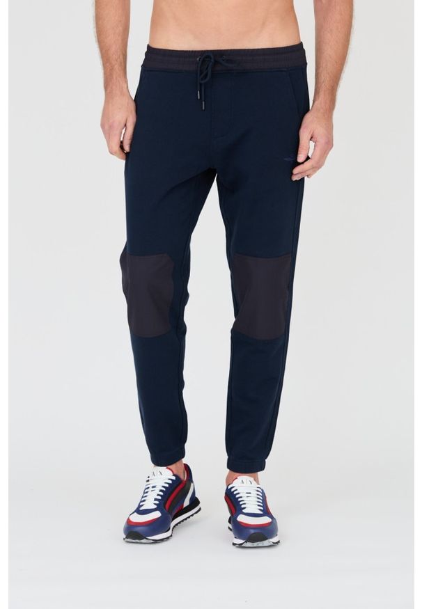 Aeronautica Militare - AERONAUTICA MILITARE Granatowe męskie spodnie dresowe, Rozmiar S. Kolor: niebieski. Materiał: dresówka