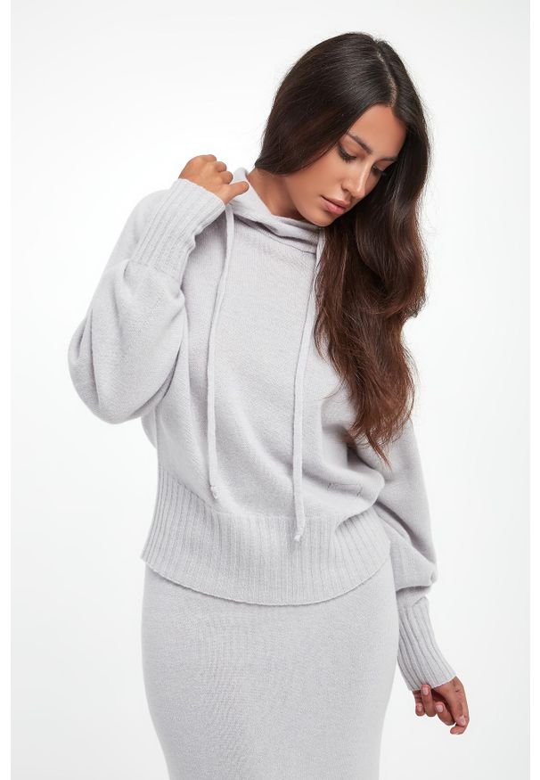 Twinset Milano - Sweter damski wełniany z kaszmirem TWINSET. Materiał: wełna, kaszmir