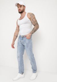 Born2be - Niebieskie Jeansy Skinny z Przetarciami i Wsuwanymi Kieszeniami Faroria. Okazja: na co dzień. Kolor: niebieski. Styl: casual