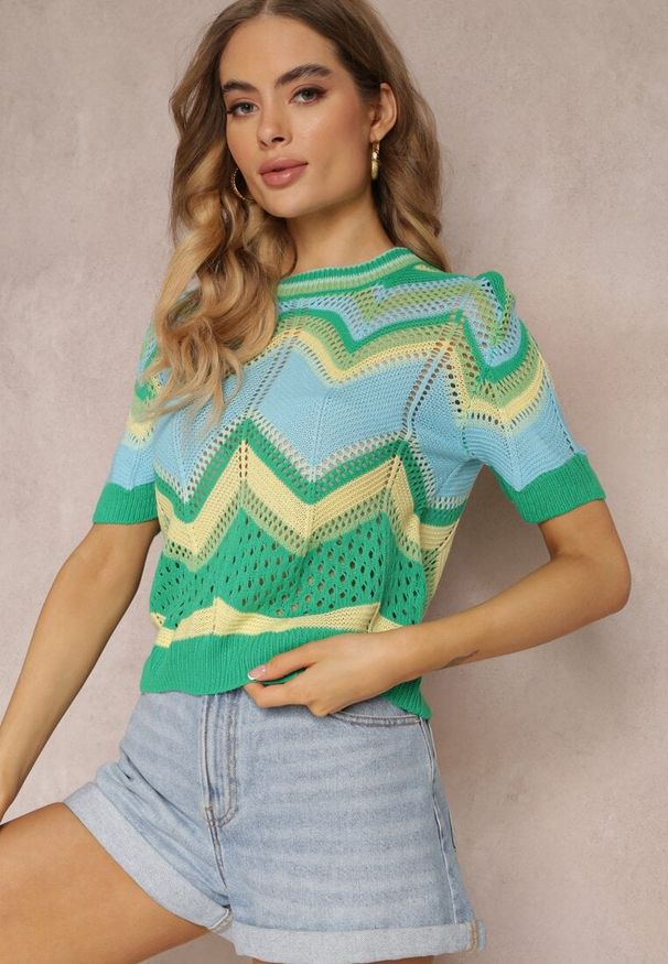 Renee - Zielony Ażurowy Sweter z Okrągłym Dekoltem i Krótkim Rękawem Veisna. Kolor: zielony. Materiał: jeans, tkanina. Długość rękawa: krótki rękaw. Długość: krótkie. Wzór: ażurowy