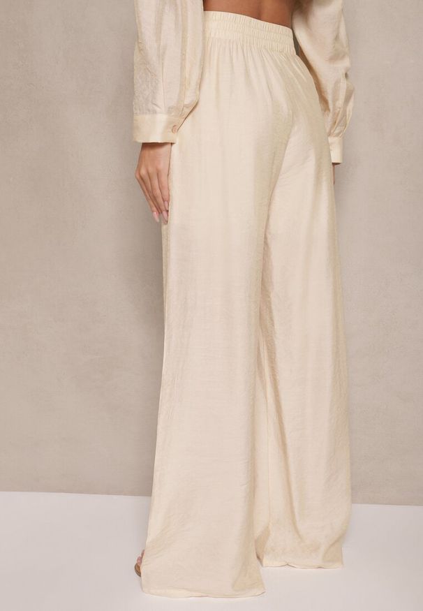 Renee - Jasnobeżowe Spodnie Palazzo High Waist z Szeroką Nogawką i Gumką w Talii Jenarielis. Okazja: na co dzień. Stan: podwyższony. Kolor: beżowy. Styl: casual