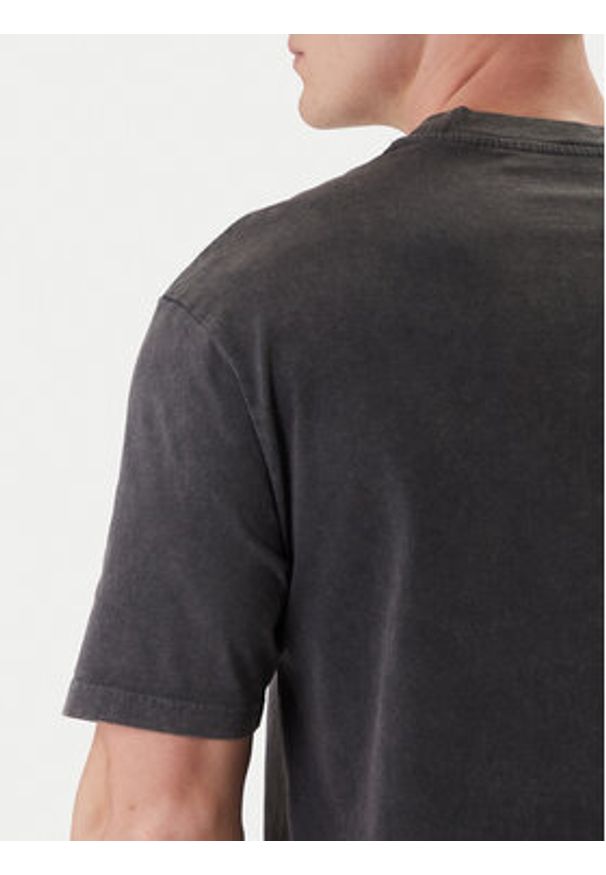 Karl Lagerfeld - KARL LAGERFELD T-Shirt 755171 562256 Szary Loose Fit. Typ kołnierza: dekolt w karo. Kolor: szary. Materiał: bawełna