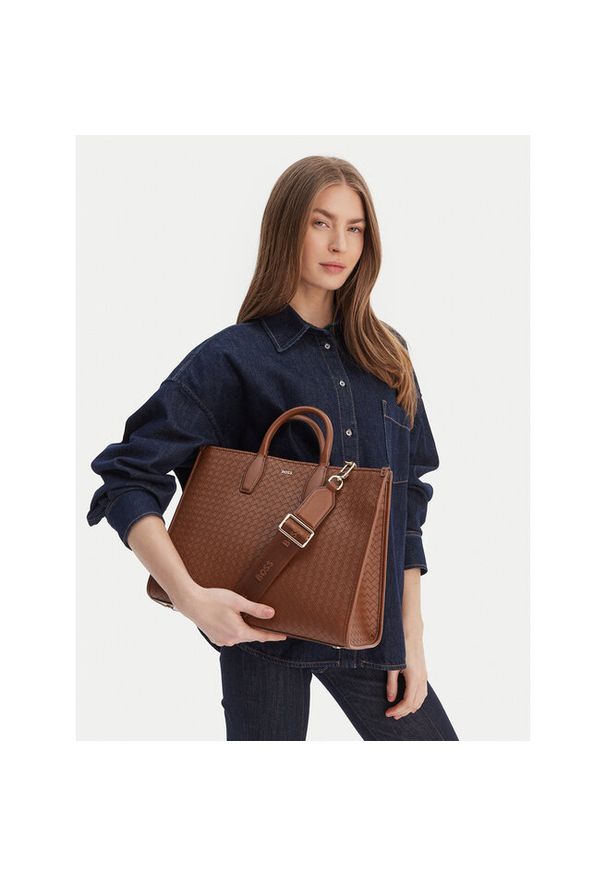 Torebka BOSS. Kolor: brązowy