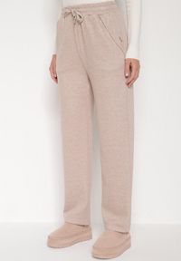 Born2be - Beżowe Spodnie z Wysokim Stanem Ozdobione Sznurkami Akleria. Okazja: na spacer. Stan: podwyższony. Kolor: beżowy. Materiał: jeans. Wzór: aplikacja