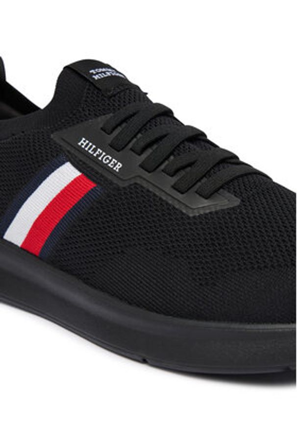TOMMY HILFIGER - Tommy Hilfiger Sneakersy Lightweight Knitted Runner FM0FM05756 Czarny. Kolor: czarny. Materiał: materiał
