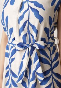 Born2be - Niebieska Pudełkowa Sukienka Wiskozowa Bez Rękawów z Wiązanym Paskiem Fontalin. Okazja: na co dzień, do pracy. Kolor: niebieski. Materiał: wiskoza. Długość rękawa: bez rękawów. Styl: boho, casual, elegancki #6