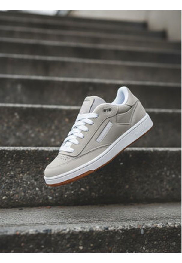 Reebok Sneakersy EO-CLUB C BULC CLN 100239220 Szary. Kolor: szary. Materiał: zamsz, skóra. Model: Reebok Club