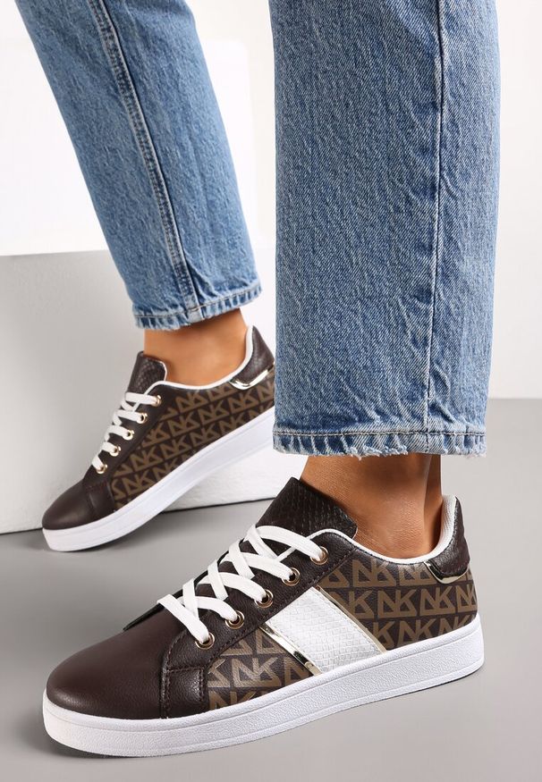Renee - Brązowe Sneakersy z Printem Casica. Kolor: brązowy. Wzór: nadruk