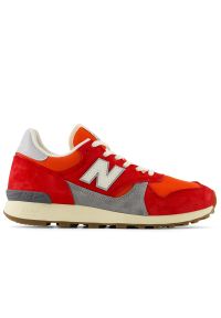 Buty unisex New Balance U475FA - czerwone. Okazja: na co dzień. Kolor: czerwony. Materiał: zamsz, materiał. Szerokość cholewki: normalna