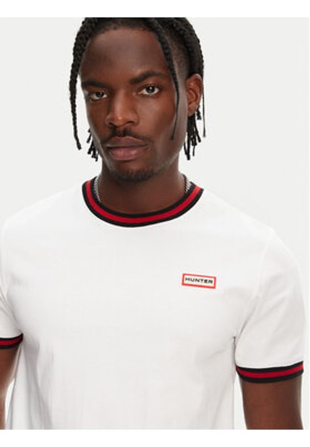 Hunter T-Shirt Eigg Ringer HARM0032251 Biały Regular Fit. Kolor: biały. Materiał: bawełna