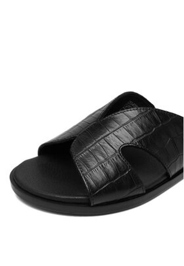 Lasocki Klapki CEO-WI33-FOXI-61 Czarny. Kolor: czarny. Materiał: skóra