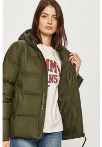 Rains - Kurtka 1506 Puffer Jacket. Okazja: na co dzień. Kolor: zielony. Materiał: tkanina, włókno, materiał. Wzór: gładki. Styl: casual #10