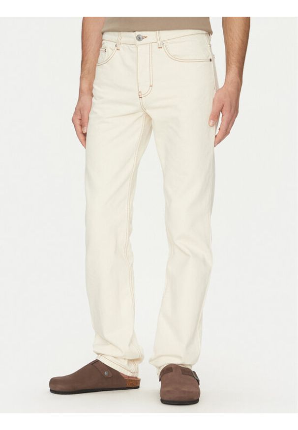 AMI PARIS Jeansy HTR001.DE0039 Écru Classic Fit