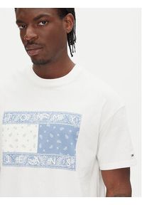 Tommy Jeans T-Shirt Paisley Flag DM0DM20810 Écru Relaxed Fit. Materiał: bawełna. Wzór: paisley #5