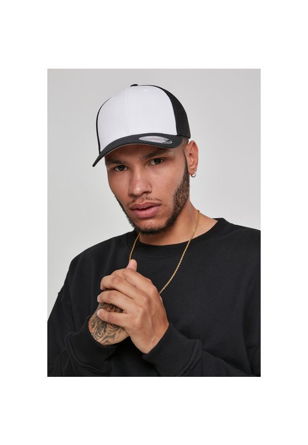 FLEXFIT - Czapka Flexfit mesh colored front. Kolor: wielokolorowy, biały, czarny. Materiał: mesh