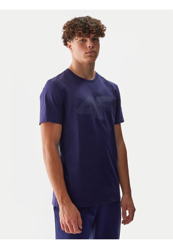 4f - 4F T-Shirt 4FWSS24TTSHM1155 Granatowy Regular Fit. Kolor: niebieski. Materiał: bawełna