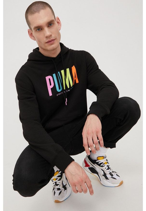 Puma bluza bawełniana 533621 męska kolor czarny z kapturem z aplikacją. Typ kołnierza: kaptur. Kolor: czarny. Materiał: bawełna. Wzór: aplikacja