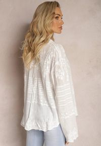 Renee - Biała Przezroczysta Koszula z Bawełny z Haftem w Kwiatki Kariela. Kolor: biały. Materiał: bawełna. Wzór: kwiaty, haft #3