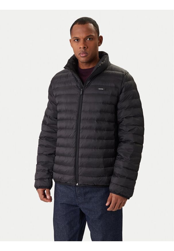 Calvin Klein Kurtka przejściowa LV04LC506G Czarny. Kolor: czarny. Materiał: syntetyk