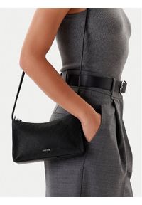 Calvin Klein Torebka Ck Must Aop Conv Logo Jqd Strap LV04F3099G Czarny. Kolor: czarny. Materiał: skórzane #1