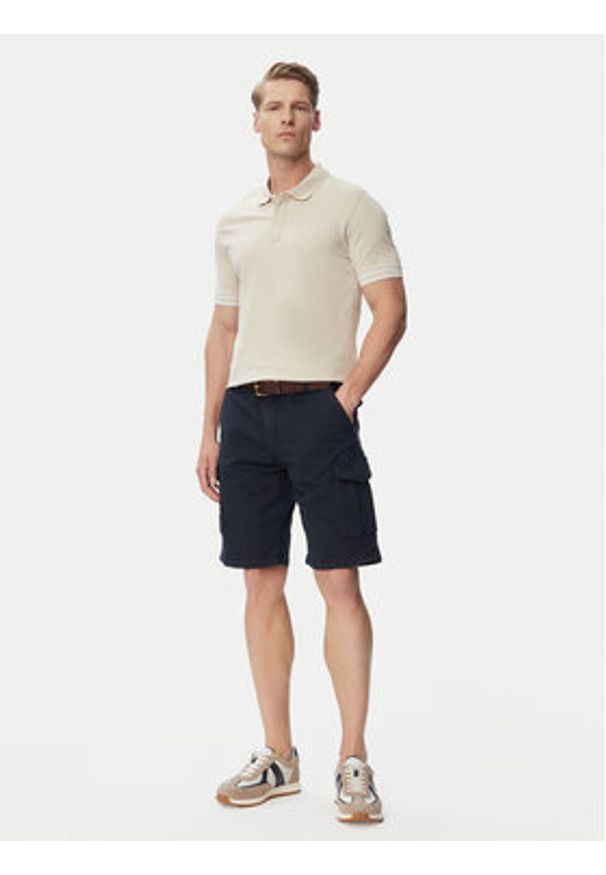 Guess Polo M6GP60 K3076 Beżowy jasny Regular Fit. Typ kołnierza: polo. Kolor: beżowy. Materiał: bawełna