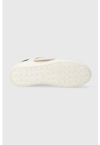 Desigual sneakersy x Smiley kolor biały 23WSKP23.9019. Nosek buta: okrągły. Kolor: biały. Materiał: włókno, materiał #3