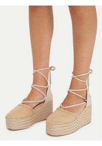 TOMMY HILFIGER - Tommy Hilfiger Espadryle Closed Toe Linen Flatform FW0FW07746 Beżowy. Kolor: beżowy. Materiał: materiał #3