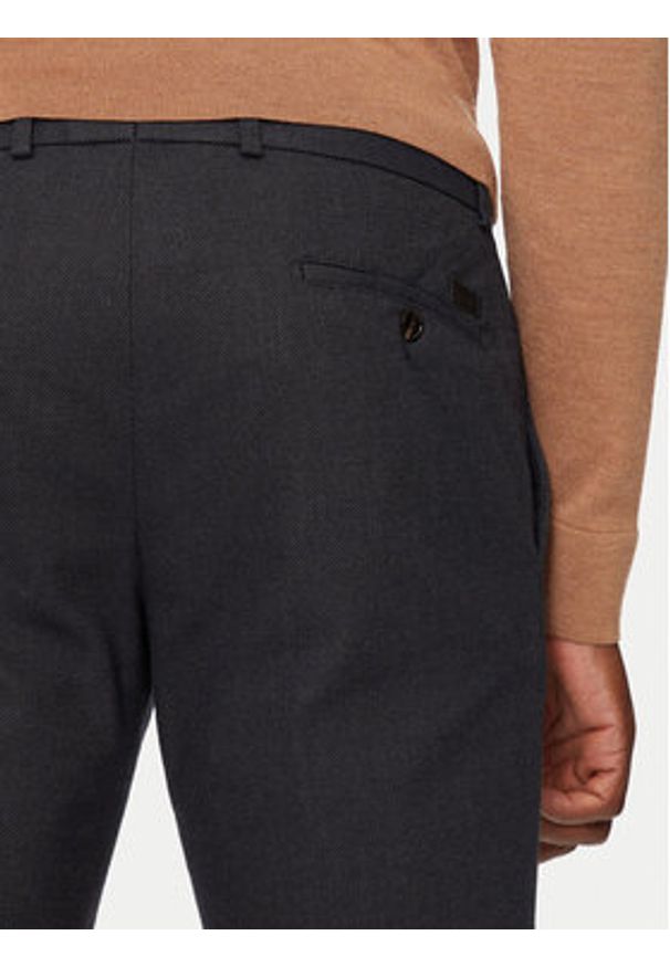 JOOP! Chinosy 17 JT-18Hank12-W 30043734 Granatowy Slim Fit. Kolor: niebieski. Materiał: syntetyk, bawełna