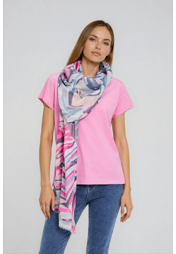MOODO - Wzorzysty szal fuksjowy. Materiał: poliester