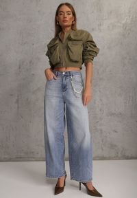 Renee - Niebieskie Szerokie Jeansy High Waist z Łańcuchem Kassania. Stan: podwyższony. Kolor: niebieski. Wzór: aplikacja #4