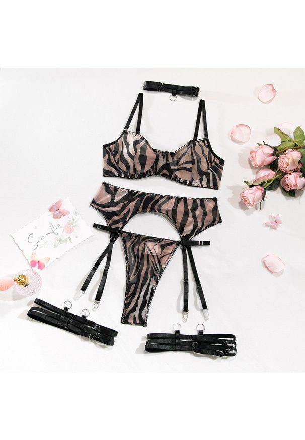 Intica - Zestaw bielizny z regulowanymi ramiączkami na romantyczny wieczór Arianne. Kolor: wielokolorowy. Materiał: tkanina